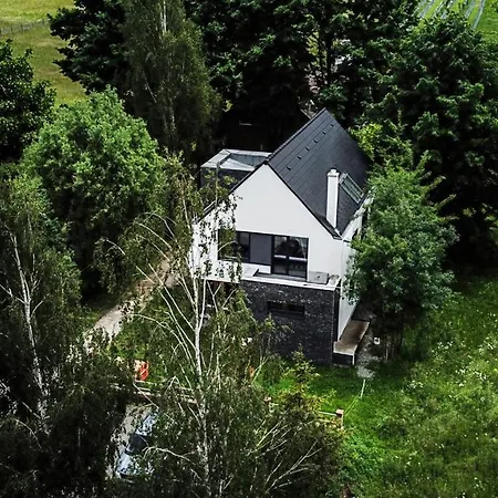 Bed & Breakfast 4 Seasons - House