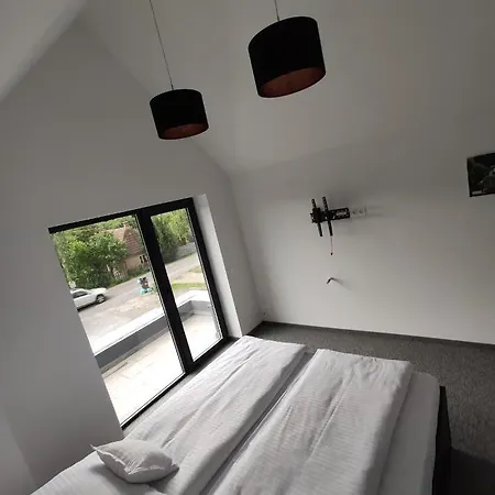 Bed & Breakfast 4 Seasons - House Sub Cetate